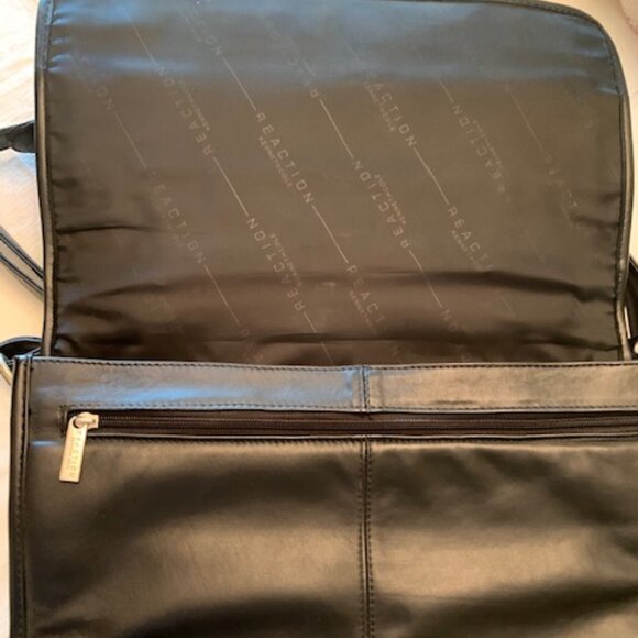 Kenneth Cole Reaction Men’s Briefcase/Messenger Bag - Picture 9 of 13